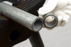 how to cut galvanized steel pipe